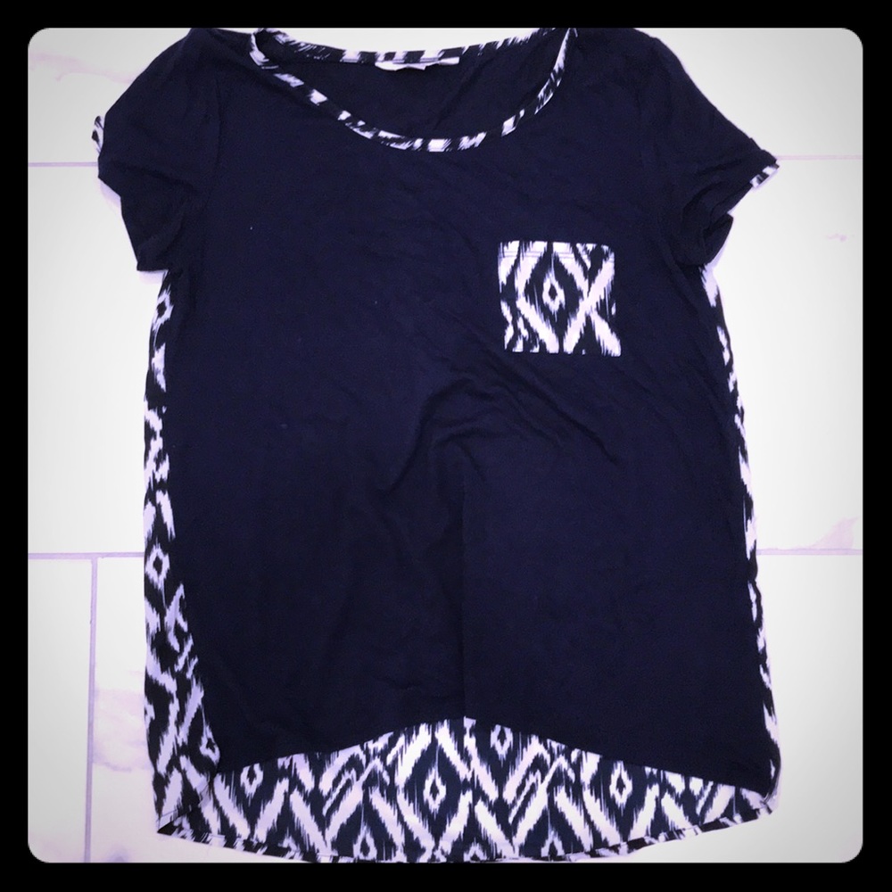 Charming Charlie cute patterned top